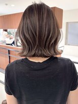 セイントローレン バイ ジルブラン(St.Lauren by JIL BLAN)&nbsp;ハイライトバレイヤージュダブルカラーショートカット