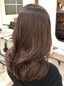 ルイ(ROUIS produced by LUCK 津田沼) ROUIS 津田沼 こっくりブラウン