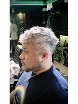 和流(oryu)&nbsp;フェード×スパイラルパーマ