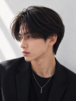 オーシャントーキョー 原宿(OCEAN TOKYO)&nbsp;センターパート曲がる縮毛矯正メンズショートカルマヘアー韓国