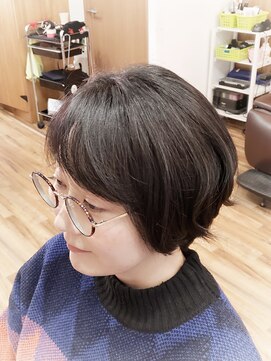 ヘアスタジオ ロメオ(hair studio Romeo) グレイヘアのグレイカラー