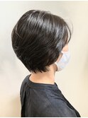 大人かわいいショートスタイル　【スタイリスト山本康雄】
