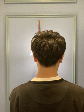 グレイスフルバーバー 赤坂見附店 ボリュームアップポイントパーマ