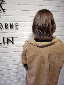 ビューティー エールフォルム 浜松有玉店(BEAUTY YELLFORME) 切りっぱなしボブ 外ハネアレンジ