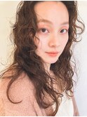 外国人風ウェーブヘア