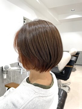 ラフテル(RAFTEL) 顎ラインBOB×インナーカラー