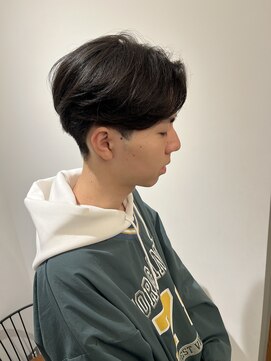 リリアーナ(LILIANA) センターパート　ニュアンスパーマ　メンズパーマ　池袋