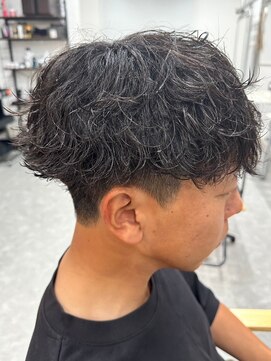 フゥ 宇都宮(FeU) 波巻きパーマメンズパーマメンズヘアツーブロックツイストパーマ