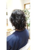 無造作縦巻きパーマ