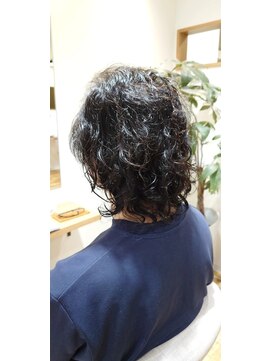 ジーナ(ZINA) 無造作縦巻きパーマ