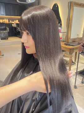 トリア(the tria) KURUMI ラベンダーグレージュ