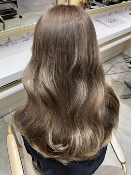 アマンドール(Aman D'or) 大人気♪ヘーゼルベージュ