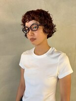 リール(rire)&nbsp;丸型ホワイトグレージュミニウルフデジタルパーマチェリーブラウ