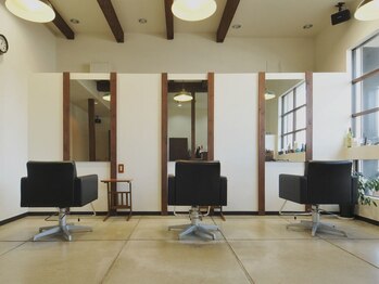 ヘアー ルシェルシェ(hair recherche)の写真/丁寧なお手入れアドバイスが自慢のヘアールシェルシェ。マンツーマン施術であなたの美しさを引き出します！