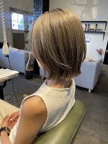 ムード マグ レーベル 南松本(MOOD Mag Label)&nbsp;大人可愛い美人くすみカラーアッシュグレーベージュレイヤーボブ