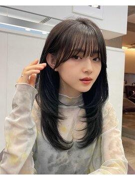 アビーツー(ABBEY2) レイヤーカット顔周りレイヤーロングレイヤー
