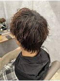 無造作質感のスパイラルパーマショート