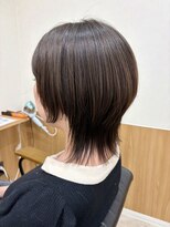 エラ(ELLA) くびれショートウルフ【似合わせカット/ウルフカット】