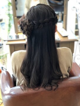 フェリーチェ 新浦安(Felice) 編み込みお花コサージュハーフアップ