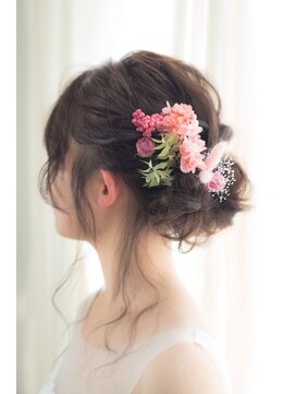 ティル(till) 【till_emi】ゆるふわアップ