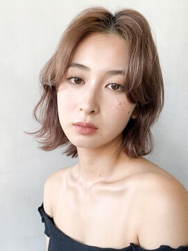 アイティーバイアルバム 藤沢店(IT by ALBUM) 外ハネくびれボブ_メルティカラーくびれヘア_28757