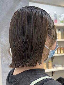 ポジ(poji) 外はねボブ　きりっぱなし　韓国風　髪質改善トリートメント