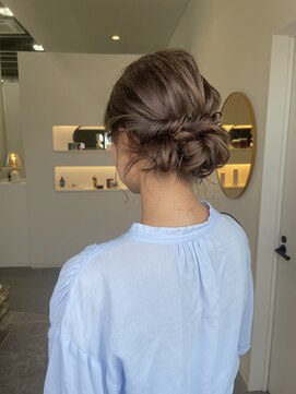 エダメ(EDAME) お呼ばれシニヨン◯