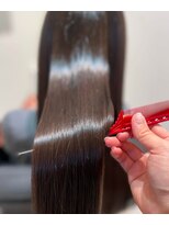 エミュスト(Emuest) 艶々◯髪質改善