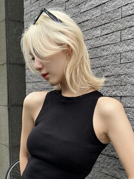 ジーナリア(Xena ria) ホワイトブロンド/韓国風/姫カットレイヤー髪質改善★7