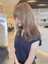 プラス ファースト ヘア(Plus 1st)&nbsp;ミルクティーベージュ×ブリーチ×波ウェーブ