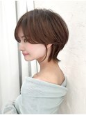 刈り上げショート 韓国風巻き 小顔ショート