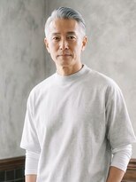 エムエイチバーバー 肥後橋(MH THE BARBER)&nbsp;グレイヘア×爽やかアップバング【肥後橋駅・西梅田・本町】