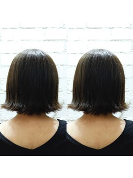 イーハトーヴヘアー(Yehatov) 外ハネボブ×アッシュカラー2