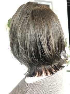 ジャガラ 千葉駅北口店(JAGARA) カーキベージュ【千葉・千葉駅・千葉駅北口】