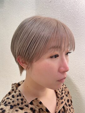 ボアソルテ(Boa Sorte) ブロンドベージュ×ショート