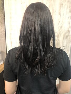 エンド(END) ダークグレイジュハイライトカラー薄めバング、イヤリングカラー