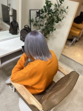 カリーナ(CARINA) ハイトーンカラー/ホワイトラベンダー