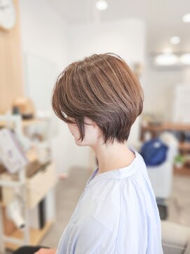 ツナグ(TSUNAGU) ショートスタイル×透明感カラー