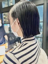 オーガニック アトリエ 大宮(organic+atelier)&nbsp;20代30代大人可愛いアッシュベージュくびれボブ耳掛け透明感