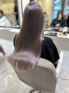 ブランニューイヴ 生駒店(Brand new eve) 艶