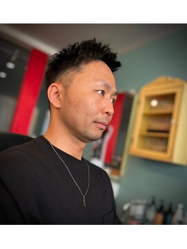 キングズチェアー カットクラブ(Kings' chair cut club) 【メンズ】メンズショート/ビジネススタイル〈理容室〉