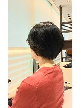 エムコーゾーヘアー(M KOZO hair) 【YAMATO】東京/丸の内/大人ショート/大人ボブ/耳かけ