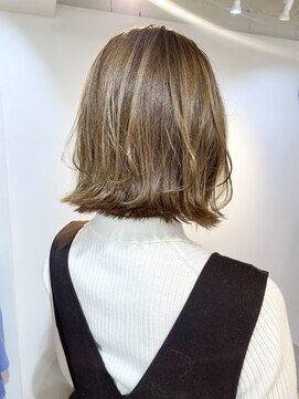 モリオ フロム ロンドン 成増店 【morio成増/一戸】大人かわいい切りっぱなしボブ