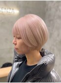 ハイトーンマッシュショートボブ