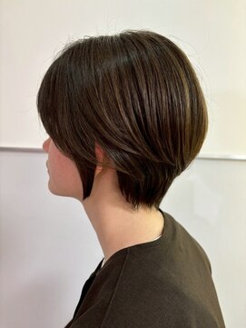 アース 流山おおたかの森店(HAIR&MAKE EARTH) 襟足スッキリ大人ショート