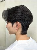 刈り上げセンターパートテーパーフェードカットニュアンスパーマ