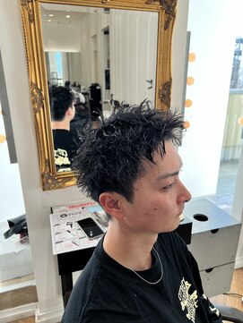 コワファースト させぼ五番街店(COIFF1RST) ツイスト×スパイキーショート☆