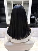 暗髪ストレート