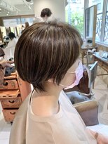ネオリーブエム(Neolive em;)&nbsp;ハイライト入りショートボブ☆