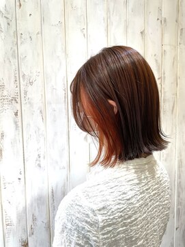 ループ(LOOP) 外ハネボブ+インナーカラー